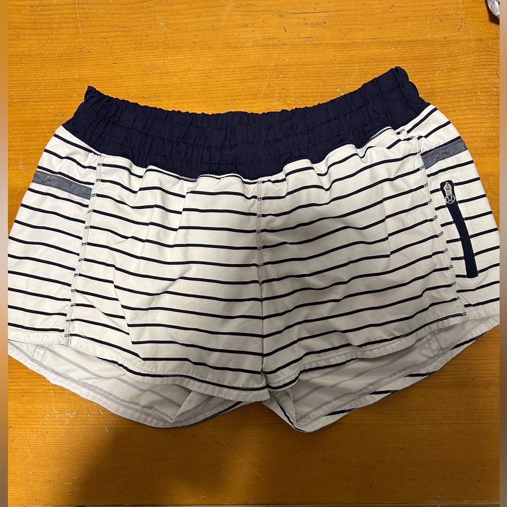 Women’s Lululemon shorts